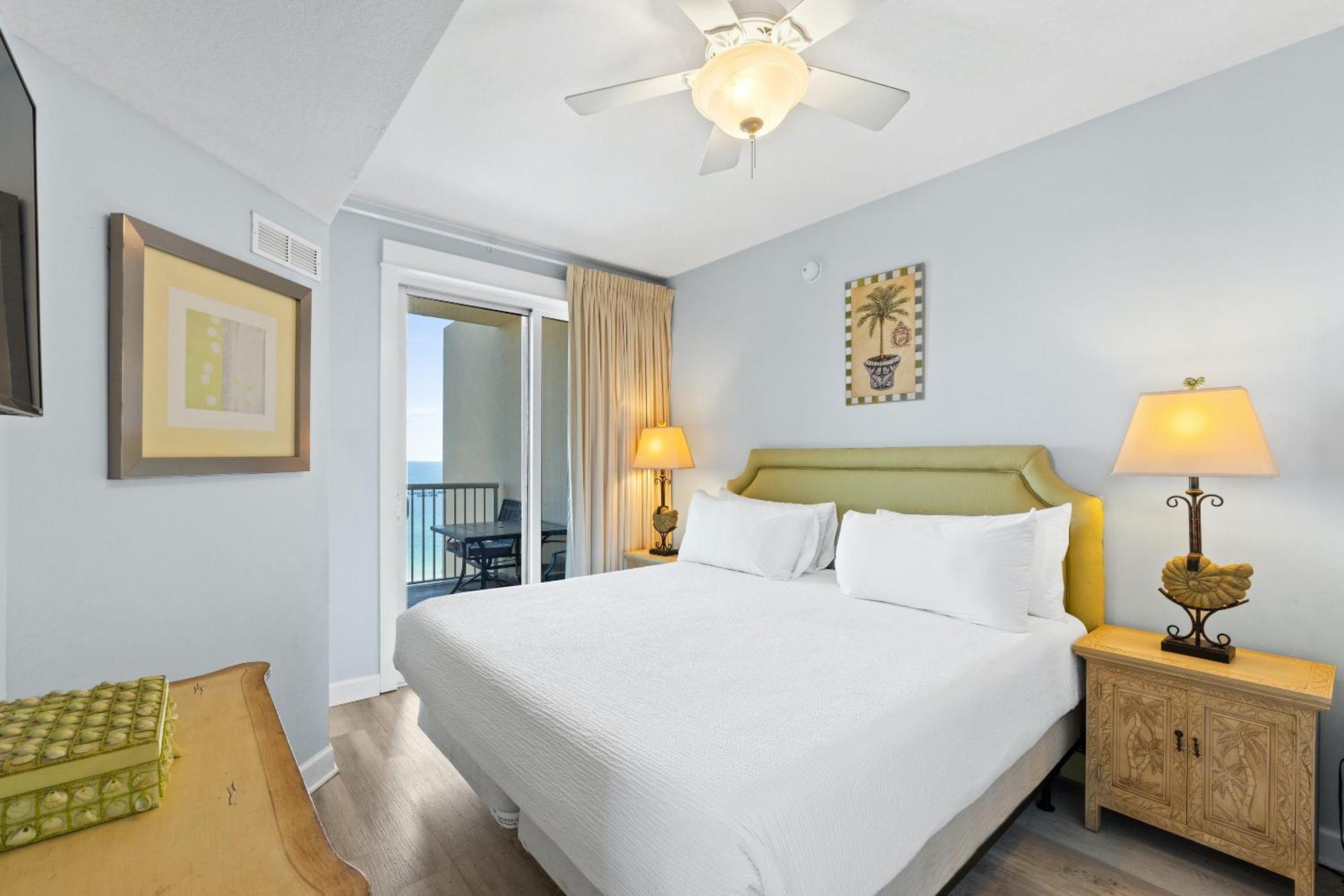 Grand Panama Beach Resort Pet Friendly Rentals By Panhandle Getaways Panama City Beach Room photo