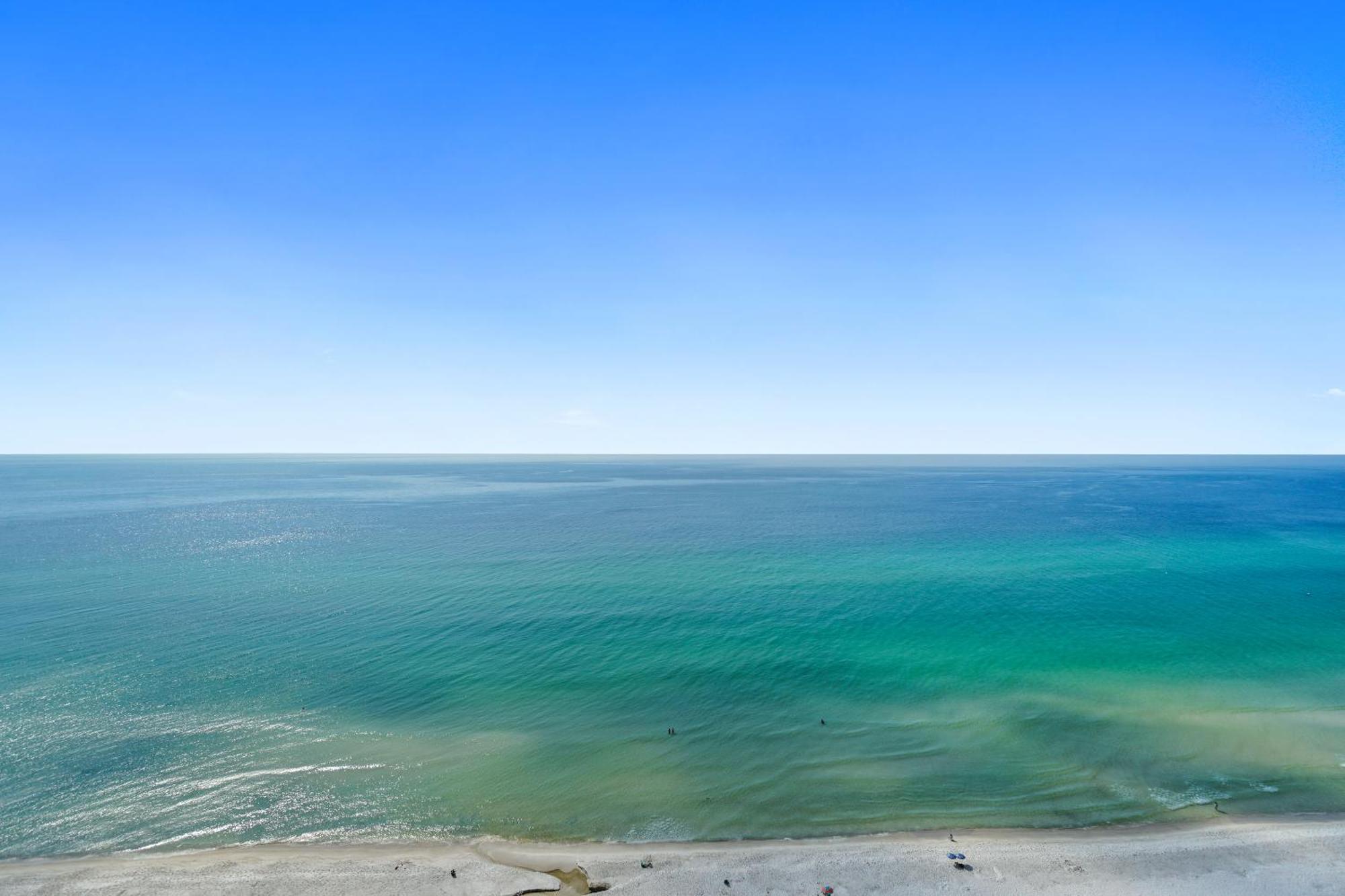 Grand Panama Beach Resort Pet Friendly Rentals By Panhandle Getaways Panama City Beach Room photo